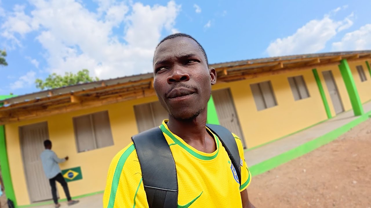 Vamos CONSTRUIR uma nova ESCOLA Brasileira na COMUNIDADE