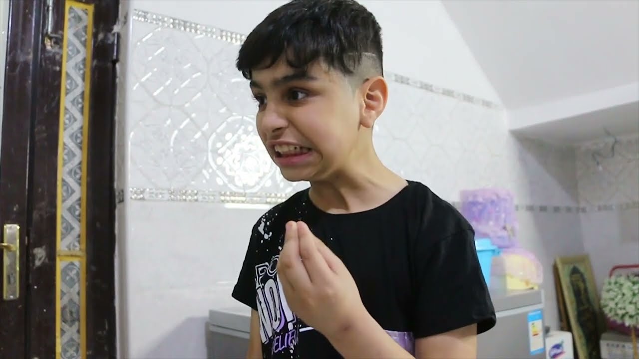 تحشيش#العيد واخوتي صغار مايسبحون😂 شوفو علاوي سمين شسوه 💔