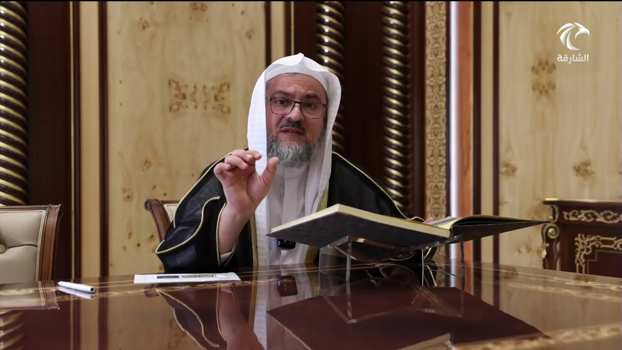 مجمع القرآن الكريم يعرض لزواره أول نسخة متفردة من المصحف الشريف