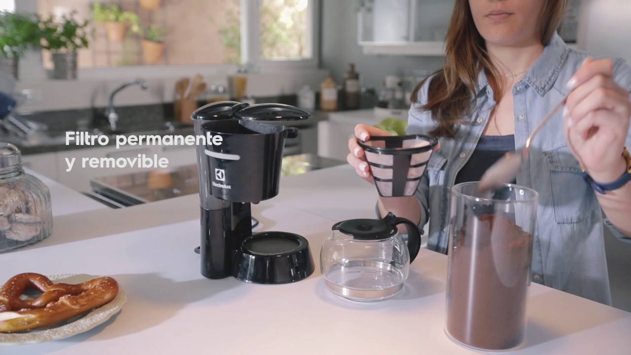 Cafetera Electrolux Easyline CMB31 - YouTube