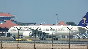 SAUDIA ( Watan Al Majed Livery ) SV822 arrival RUH-CGK | B777 B737 | Soekarno-Hatta Int