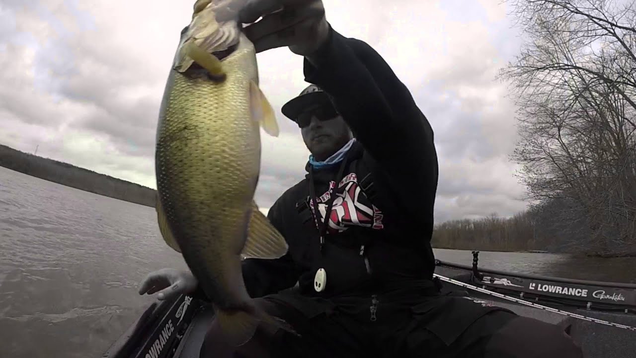 Early Spring 2016 Bladed Bass (Lake Nockamixon) YouTube