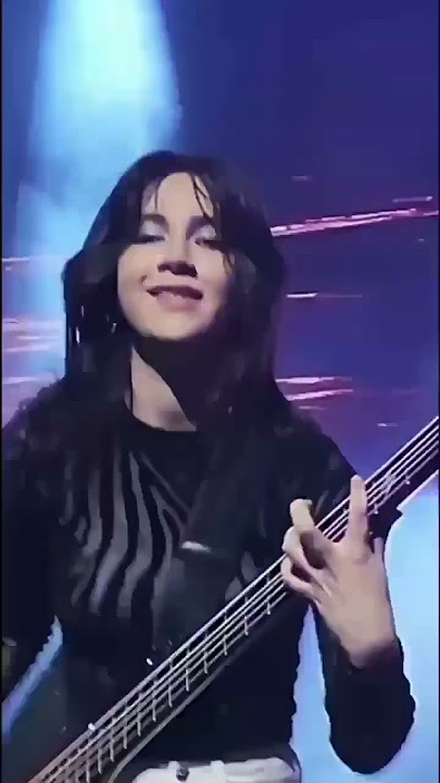 Alejandra THE WARNING playing bass #shorts #thewarning