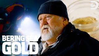 Vernon's First Day Is a $17,000 Gold Dive | Bering Sea Gold