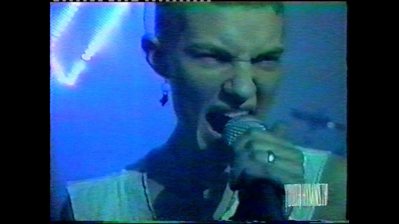 VUVUVULTURES - STEEL BONES - YOUTH HYMNS TV LIVE SESSION