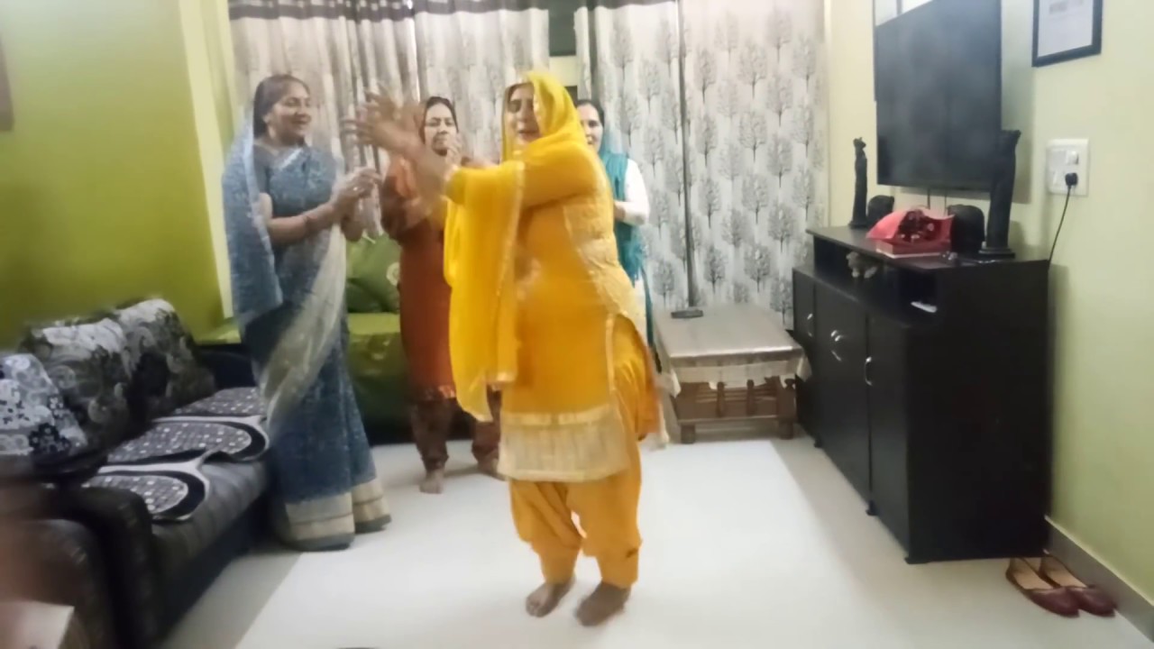 Dance on Haryanavi lok geet 