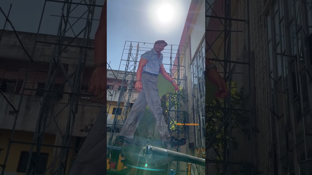 Hero Dhanush 80 Feet Cutout | Sir Movie Public Talk | Dhanush | Sir Movie Theatre Response