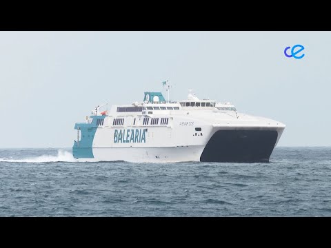El Gobierno compromete 740.000 euros para compensar a Balearia por ser Línea de Interés Público
