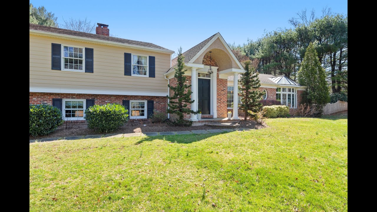 1028 Waterloo Road, Berwyn, PA 19312