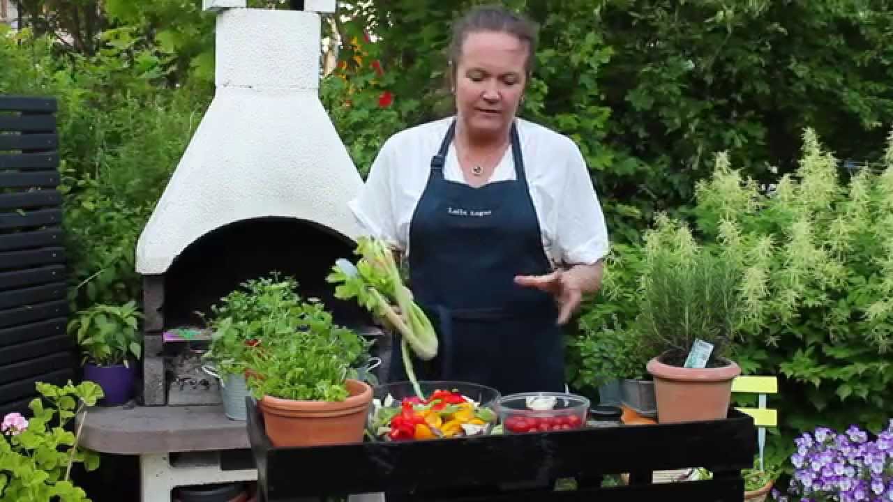 #BÄSTEFTER - Leila Dahlborg lagar vegetariskt caponata av gamla grönsaker