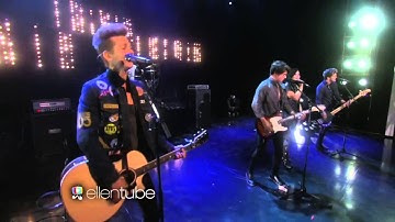 Demi Lovato and The Vamps perform "Somebody To You" On Ellen