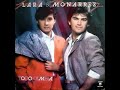 Lara &amp; Monarrez - 1985 - Todo Cambia - 02 - Dulces Recuerdos