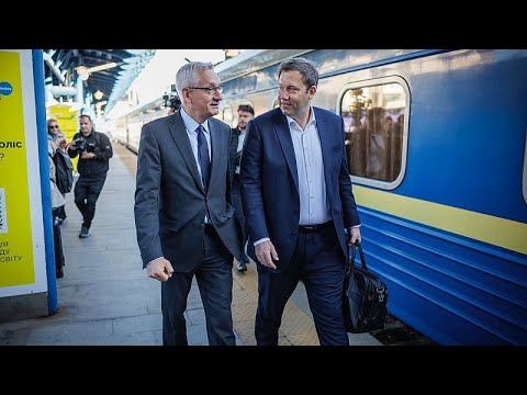 Берлин обещает Киеву 9 млрд евро ежегодно