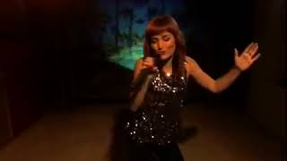 Pixie Bennett performs  save yourself   8 5 2013
