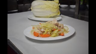 Stir Fry Chicken Breast With Chinese Leaf 鸡肉炒大白菜