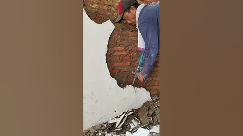 Plaster removal method using a drill machine #building #construction #satisfying
