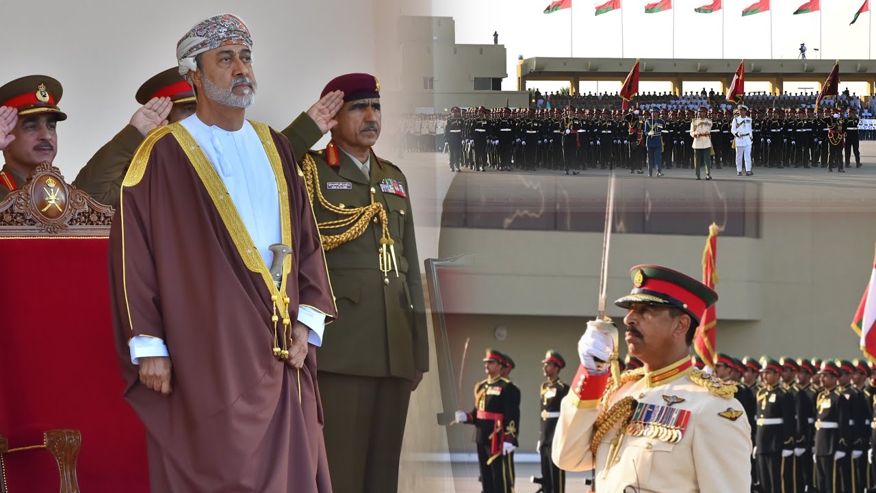جلالة السلطان المعظم القائد الأعلى يشمل برعايته السامية العرض العسكري بمناسبة العيد الوطني الـ ٥٤