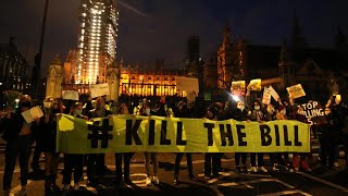 Hundreds protest policing bill in London as second reading passes