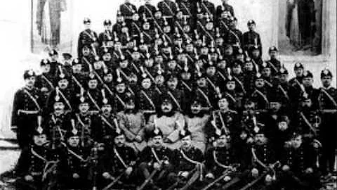 Why did the Tsar survive the 1905 revolution? (2023)