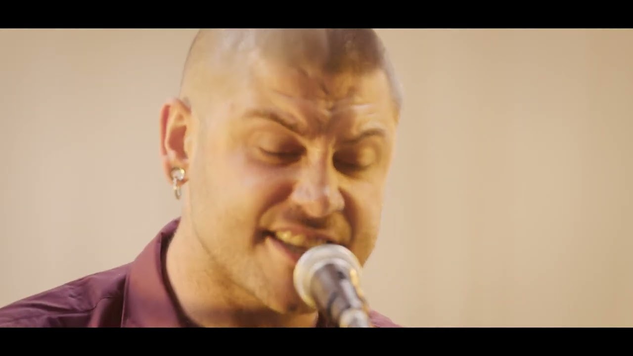 The Unexpected Cosmopolitan Orchestra - Umbrellas / LIVE AT STUDIO KARL (2/3)