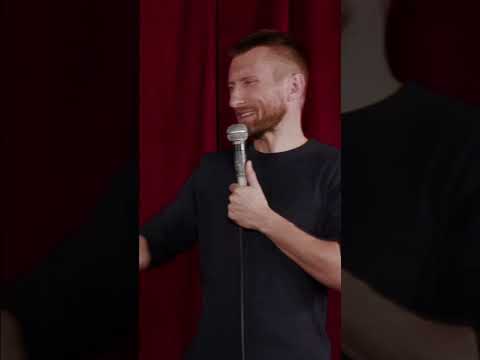 Taka ta księgowość 😂 #praca #standup #korpo #comedy #śmieszne #work #funny #viral # karolkopiec