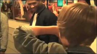Justin Bieber Exclusive Behind Scenes  Usher Backstage On The Ellen Degeneres Show May 2010