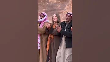 الأردنيين بروحهم الجميله الاردن البتراء الدحيه المدينه الورديه 