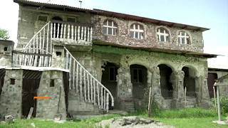 Russian man builds dream house with his own hands Russian man builds dream house with his own hands