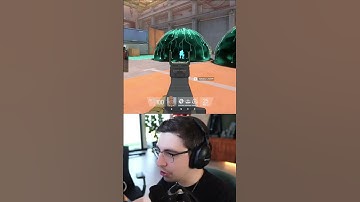 Shroud teaches SMOKE SHIFT | Spectre Divide #spectredivide #spectredivideshorts #spectre