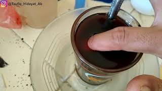 Lalat & Secangkir Kopi