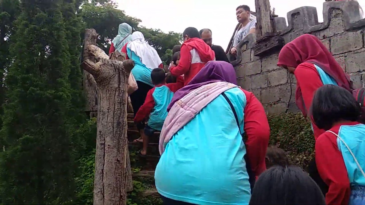 Tempat Wisata yang bagus; The Ranch Cisarua Bogor 