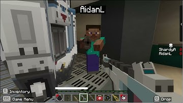 Me and my friend play Apex Legends on minecrft education!