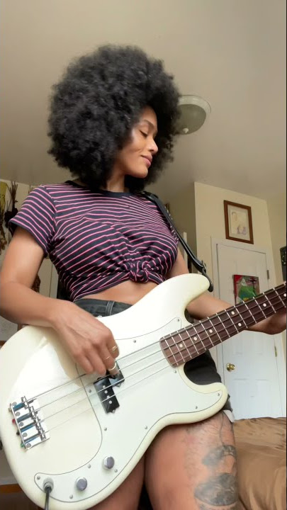 Måneskin - Beggin' [April Kae Bass Cover] #måneskin #beggin #fashion