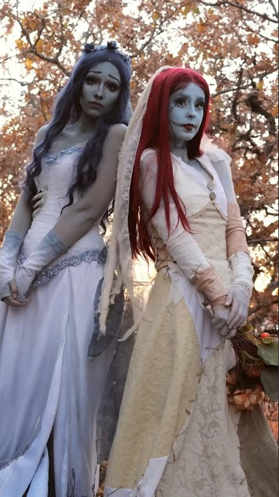 What if Sally and Emily were friends? 🎃🦋 @halcybella​⁠​⁠ #corpsebride #nightmarebeforechristmas