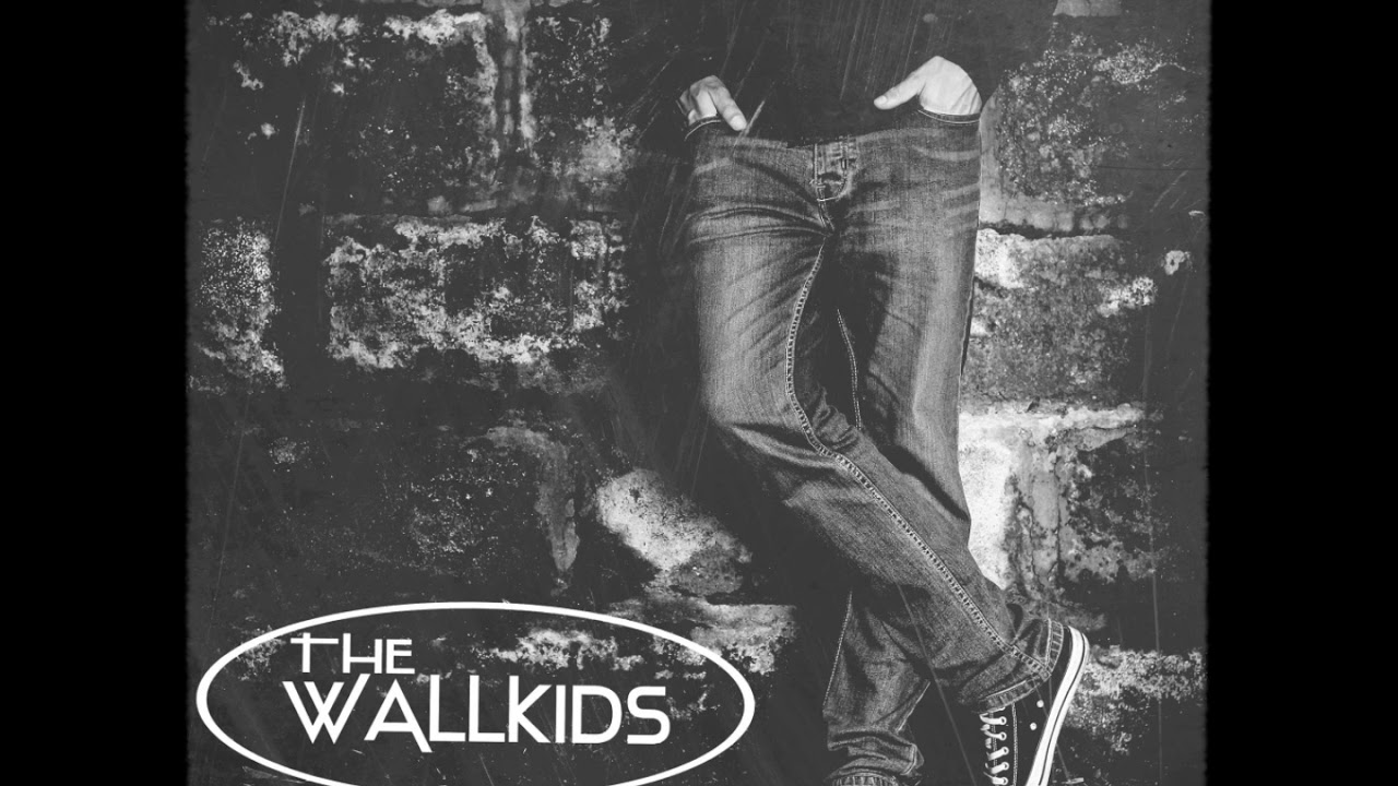 The Wallkids - Reggelre véget ér / official song 2017