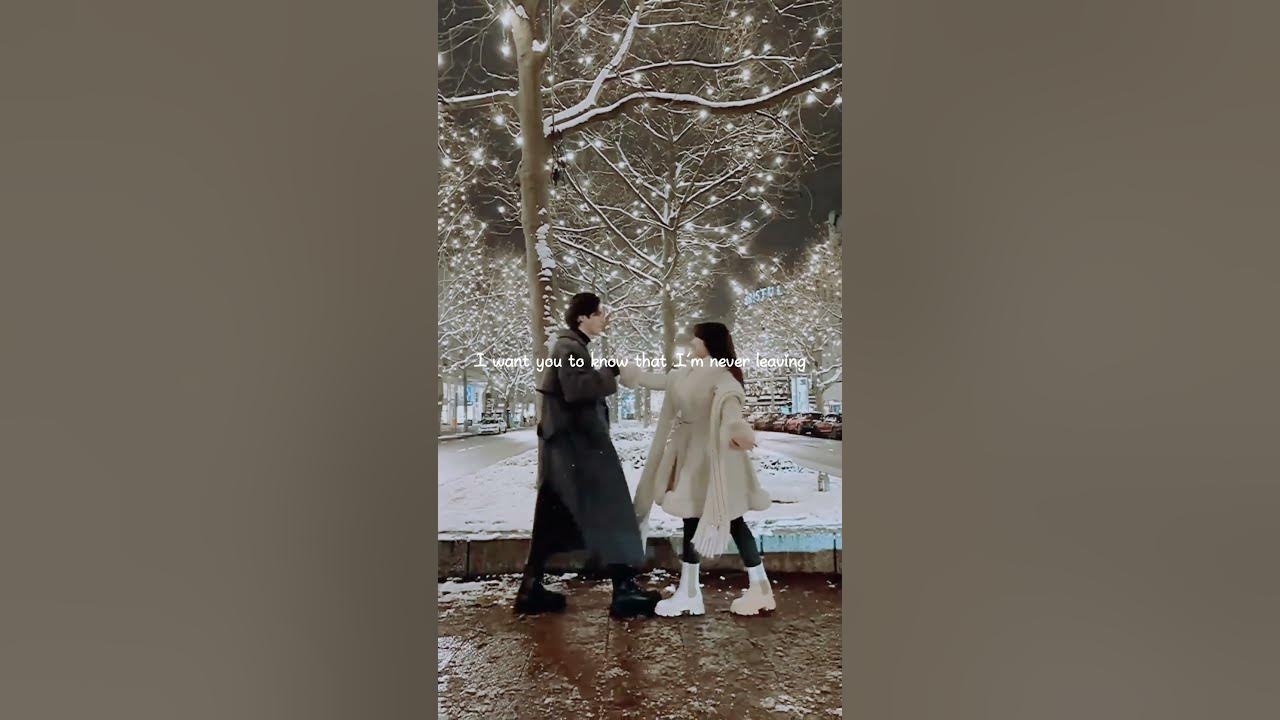 Snowman - Sia (lyrics video) #whatsappstatus Snowman - Sia (lyrics video) #whatsappstatus