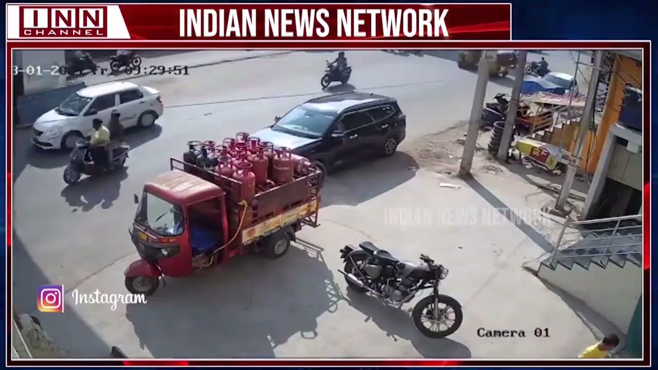 A bizarre Incident of Gas Cylinder Theft Occurred in Broad Daylight