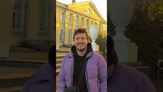 Металлострой - самый кинематографичный посёлок. Здесь оч много памятником и достопримечательностей