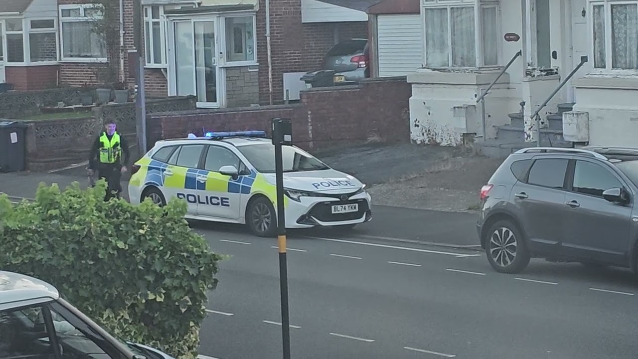 Police Action!! Battering Ram used at 2:40