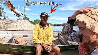 O AVIÃO CAIU NO MEIO DO RIO ARAGUAIA!!  CHEGA DE TRAGÉDIAS... pescaria.