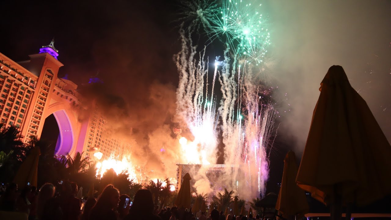 Dubai Atlantis palm hotel's GALA DINNER\\ FIREWORKS\\JUMAIRAH BEACH\\Sukhy's Nest