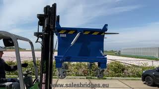 Hinged bottom Drop bottom container for Forklift Bodemklep onderlosser voor Heftruck Salesbridges BV