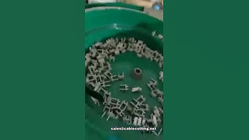 Power cable plug crimping machine