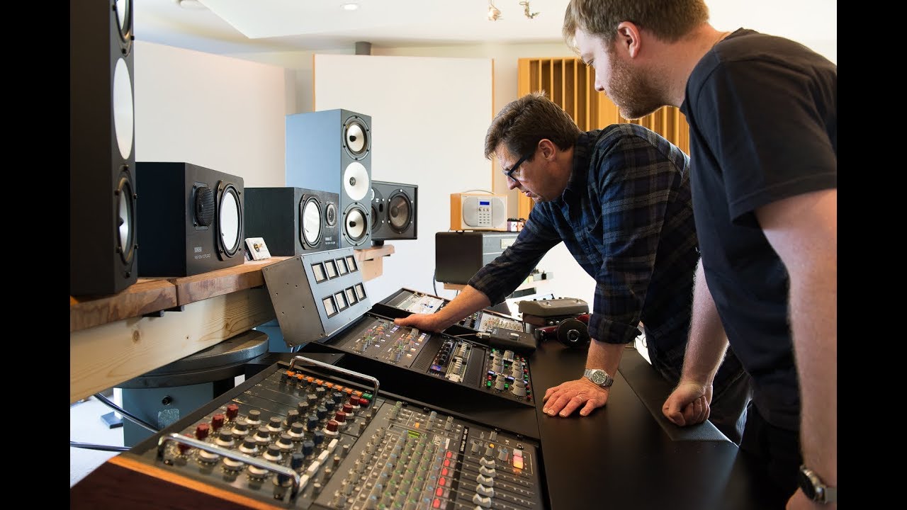 PROJECT(w/ mockups) €25k Hybrid Console 1073x8 + SSL’s UF8+Sigma+XDesk