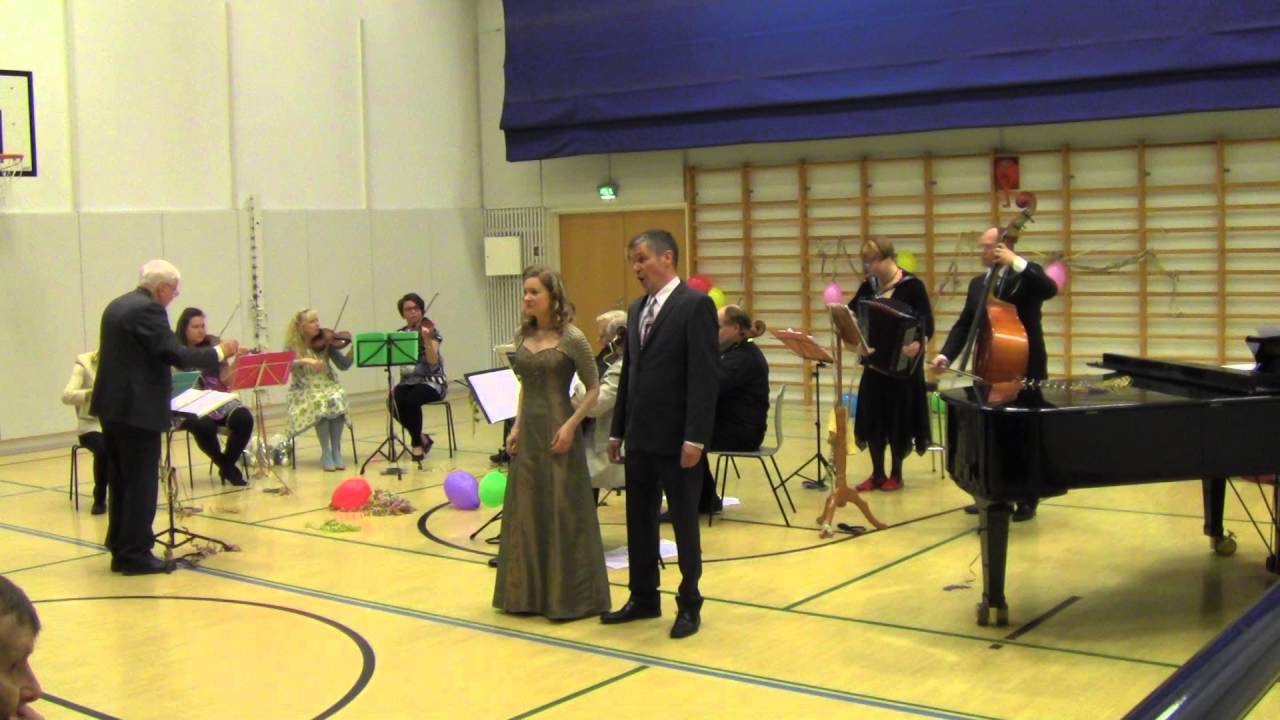 Kamariorkesteri Bravura & Sirja Pohjanheimo-Vikla ja Kai Rahkonen  - E.Kálmán - Muistathan kai