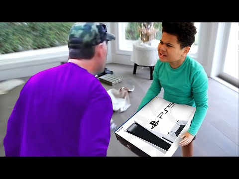 he got a FAKE PS5 for his birthday..