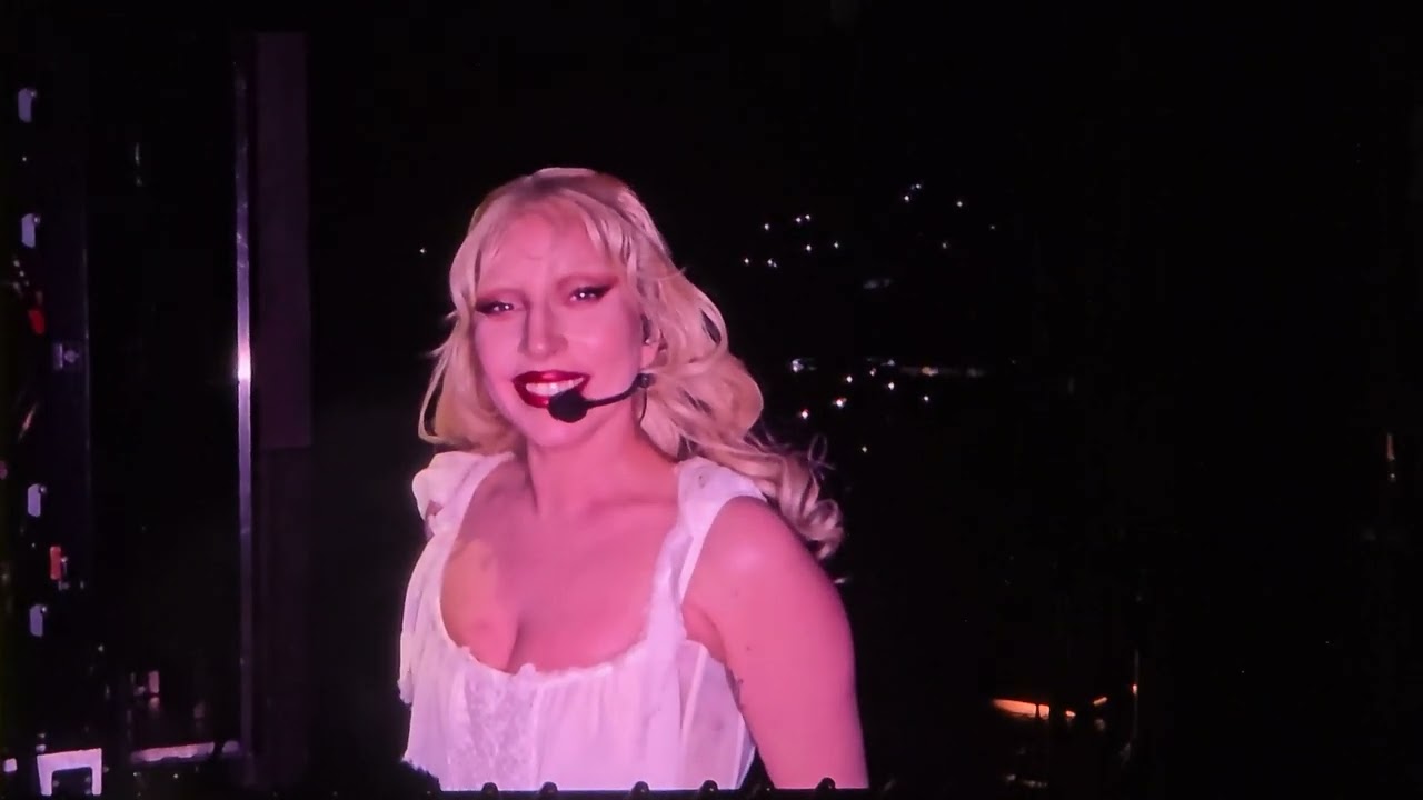 Lady Gaga- Paparazzi/ Alejandro (Estadio GNP Seguros 27 de abril 2025)