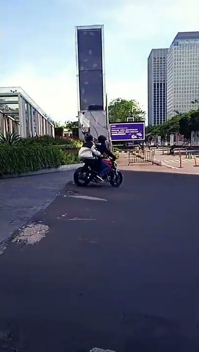 woow kerenya motor gede senayan🇮🇩#shorts