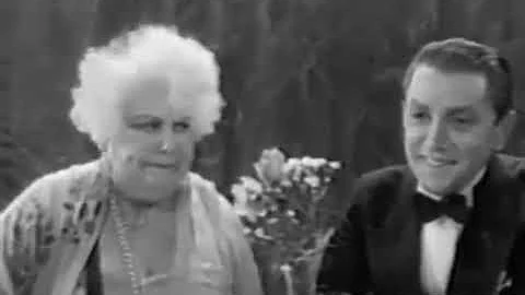 Maude Truax in Gigolettes Of Paris (1933)