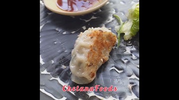 First time Gyoza eating gone wrong 😢😭 #DimSum #Momos #Japanese #Chinese #Shorts #ChetanaFoods
